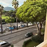 Ensoleille Pres Du Port Et Des Plages Solea * イエール