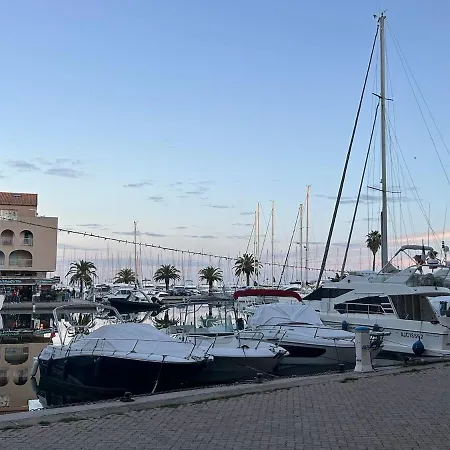 Ensoleille Pres Du Port Et Des Plages Solea 耶尔