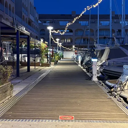 Διαμέρισμα Ensoleille Pres Du Port Et Des Plages Solea Ιέρ
